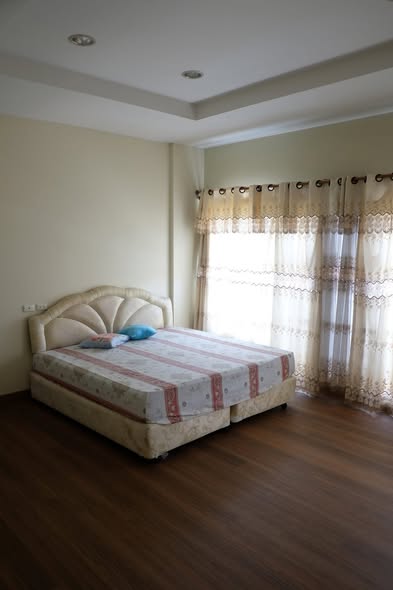 bedroom of Baan Klang Muang Rama 9 Soi 43