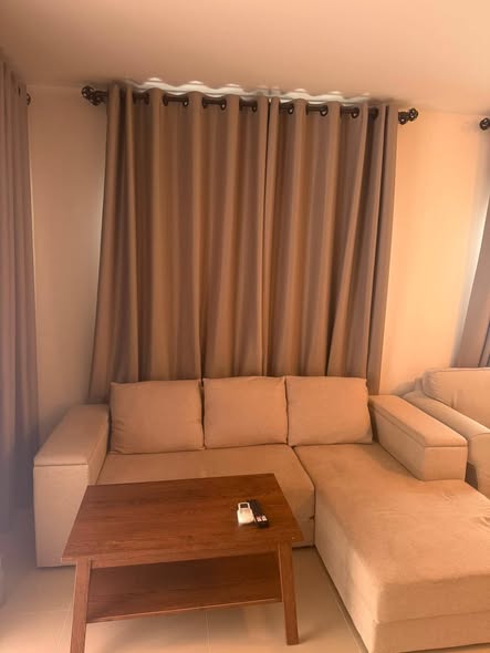 bedroom and living room of บ้านกลางเมืองศรีนครินทร์-อ่อนนุช | Baan Klang Muang Srinakarin-Onnut