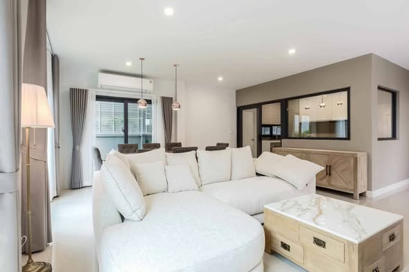 living room and bedroom of Baan Klang Muang The Edition Bangna-Wongwaen