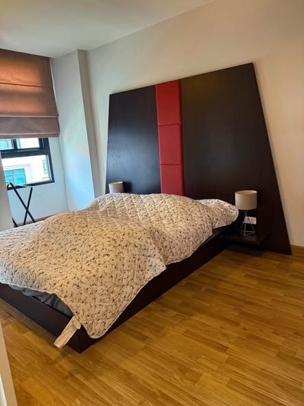 bedroom and room interior of Baan Navatara Condominium