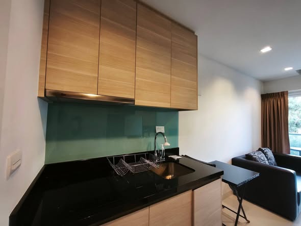 room interior and kitchen of Baan Plai Haad Pattaya