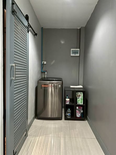 room interior of Baan Ratchada Condo