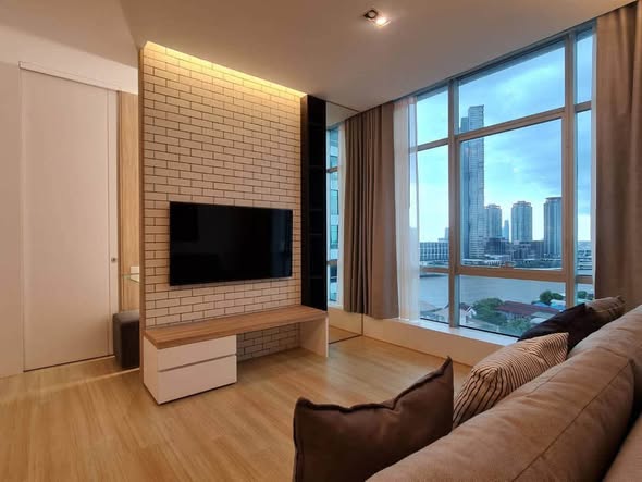 bedroom and living room of Baan Sathorn Chao Phraya