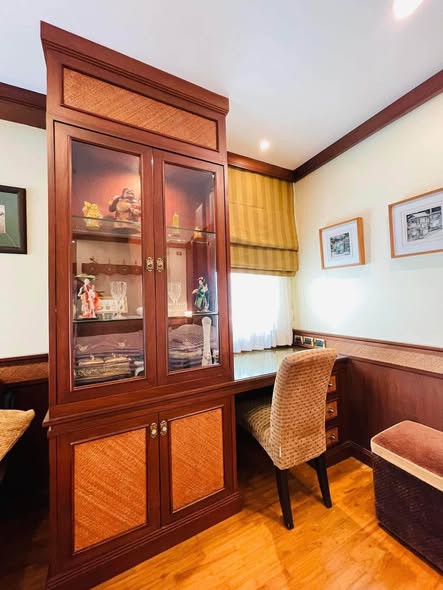 room interior of Baan Siri Sathon