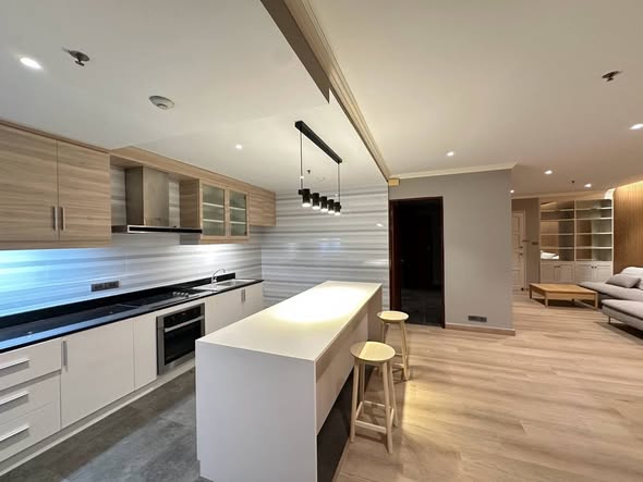 kitchen of Baan Suanpetch