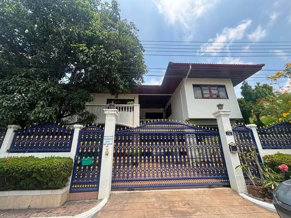 Baan Sukhumvit 18