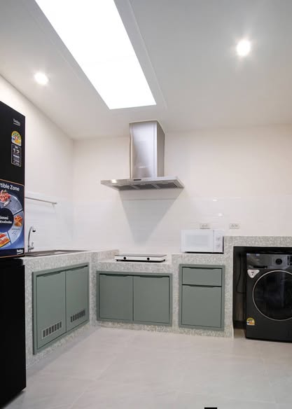 bathroom and kitchen of Ban Klang Muang Sri Nagarindra