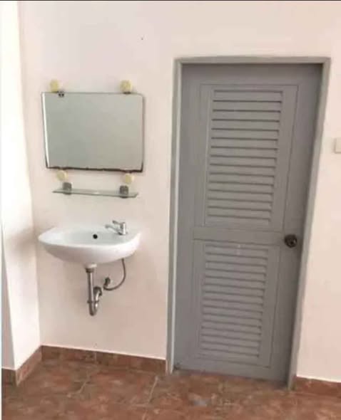 bathroom of Bangkok Boulevard Bangna KM.5 บางกอก บูเลอวาร์ด บางนา กม.5