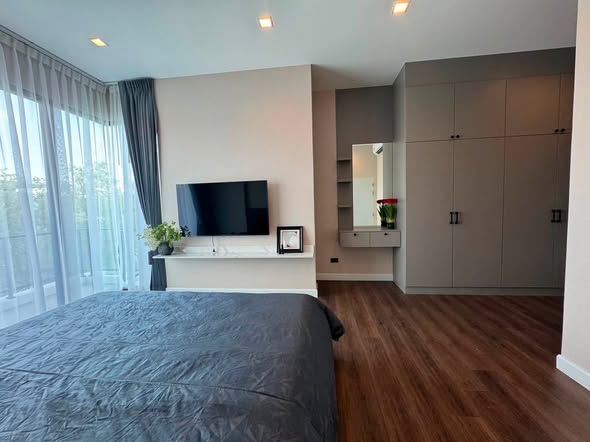 bedroom and room interior of Bangkok Boulevard Bangna KM.5 บางกอก บูเลอวาร์ด บางนา กม.5