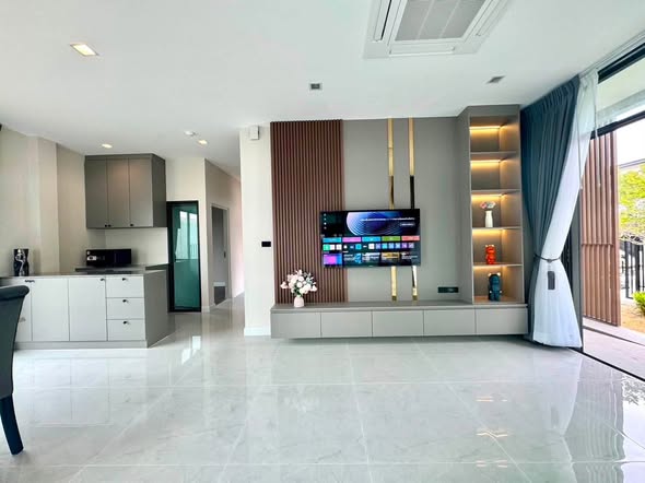 living room and room interior of Bangkok Boulevard Bangna KM.5 บางกอก บูเลอวาร์ด บางนา กม.5