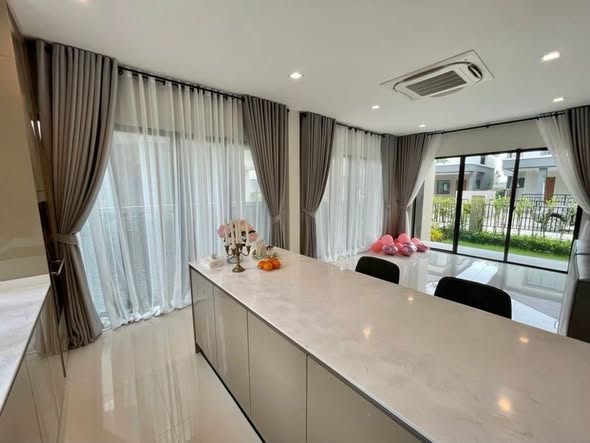 Bangkok Boulevard Rama 9