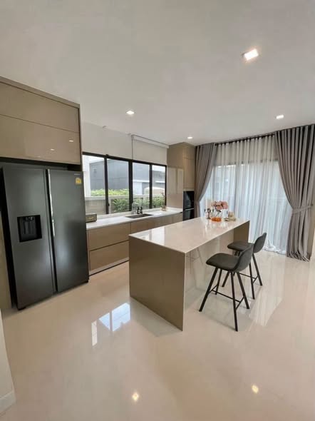 kitchen of Bangkok Boulevard Rama 9