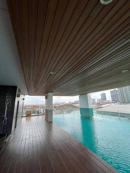 pool of Bangkok Horizon Ratchada-Thapra
