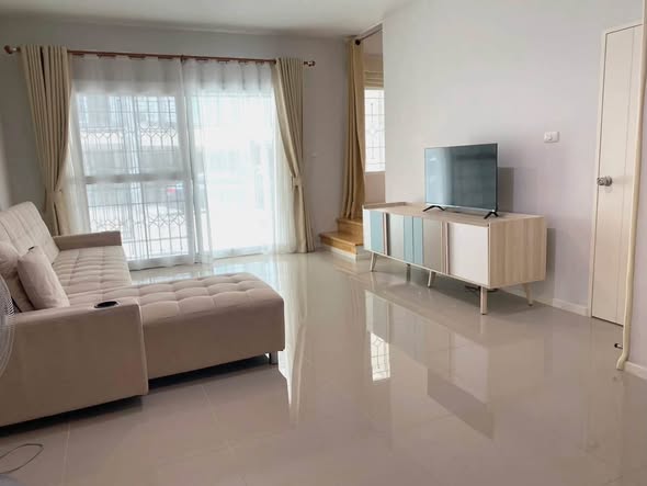 living room of Banklangmuang Suanluang