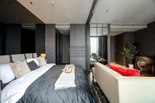 bedroom of BEATNIQ