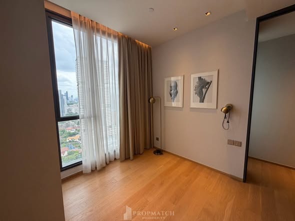 bedroom and room interior of BEATNIQ