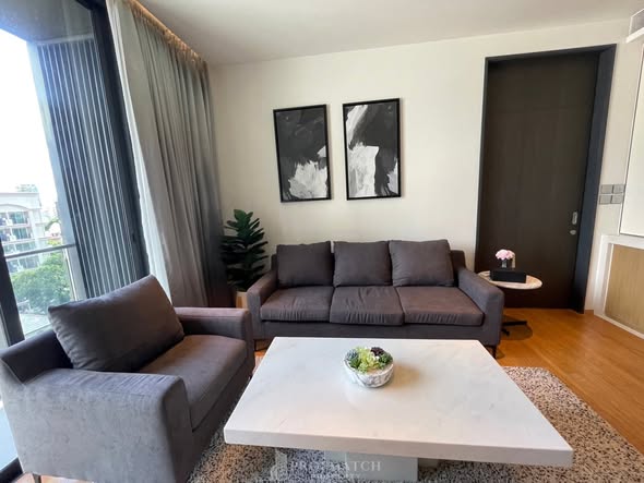 living room of BEATNIQ