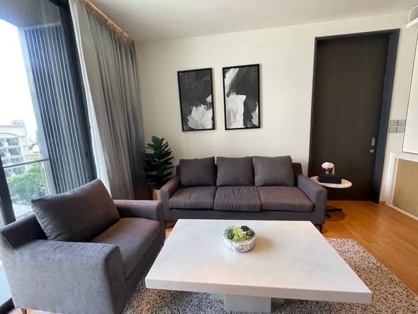 living room of BEATNIQ