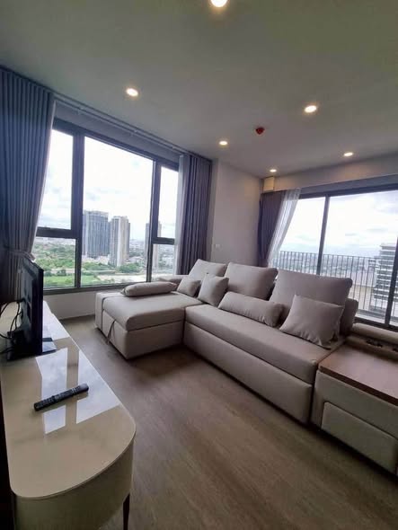 bedroom and living room of วิสซ์ดอม เดอะ ฟอเรสเทียส์