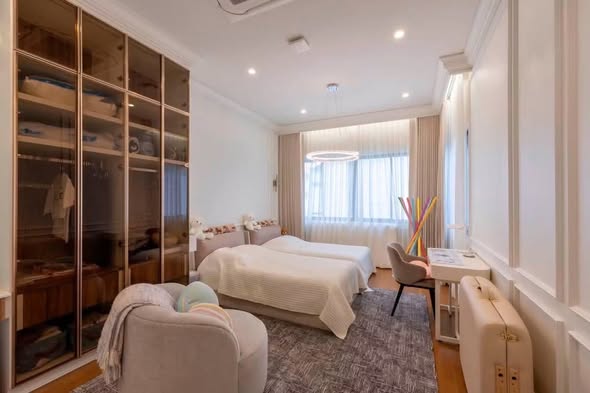 bedroom and room interior of นาราสิริ กรุงเทพกรีฑา