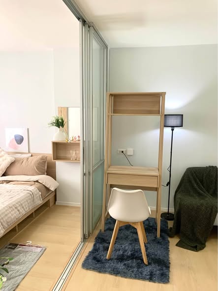 bedroom and room interior of ล้านนาเซอร์วิส รับเหมารีโนเวทบ้าน คอนโด