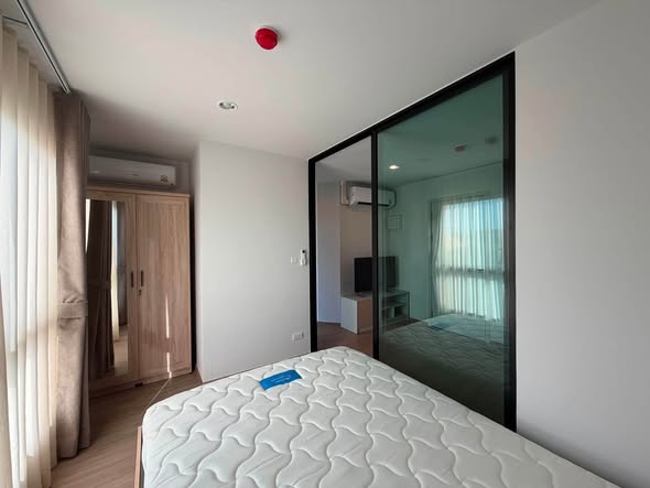 bedroom and room interior of ไฮ ไรส์ รัชโยธิน สเตชั่น