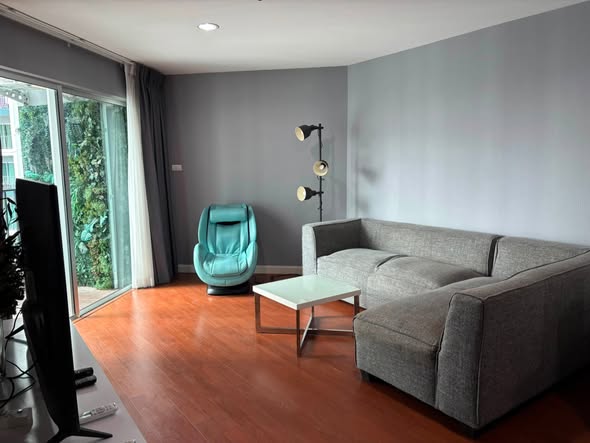 bedroom and living room of Belle Grand Rama 9