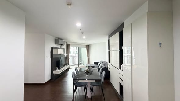 room interior of Belle Grand Rama 9