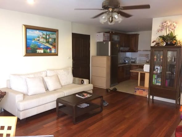living room of Belle Park Residence
