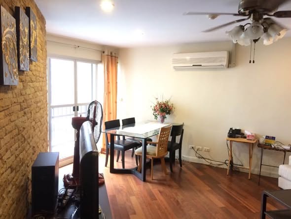 living room of Belle Park Residence