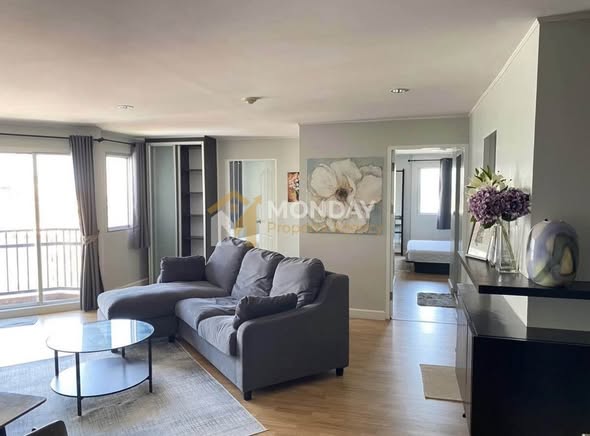 living room of Belle Park Residence