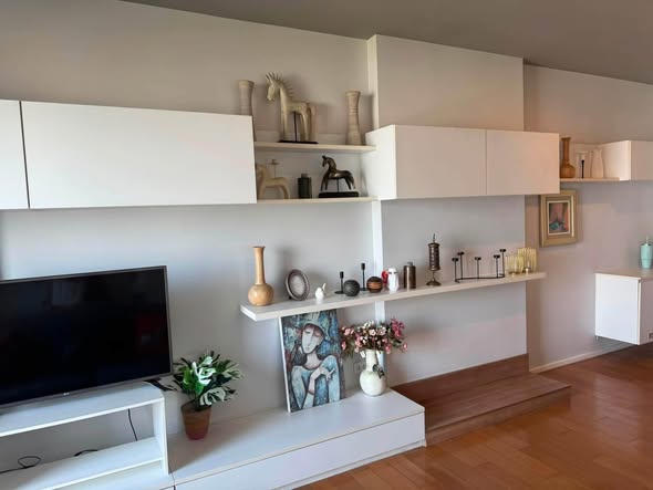 living room and room interior of Blocs 77