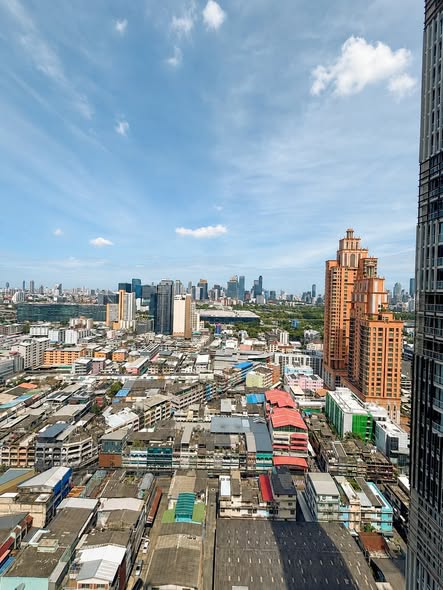 Bright Sukhumvit 24