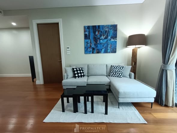 living room of Bright Sukhumvit 24