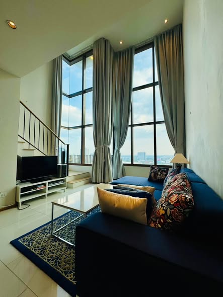 living room and bedroom of Bright Sukhumvit 24