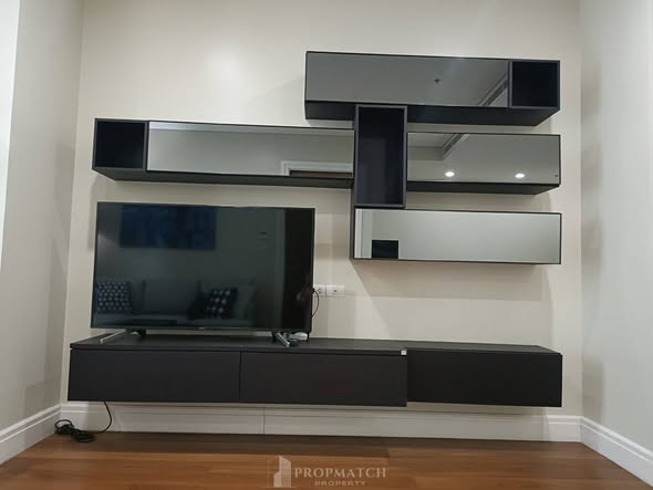 living room and room interior of Bright Sukhumvit 24