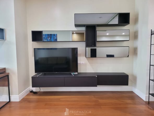 room interior of Bright Sukhumvit 24