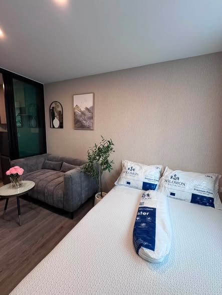 bedroom of Brixton Pet&Play Phahol 50 Station