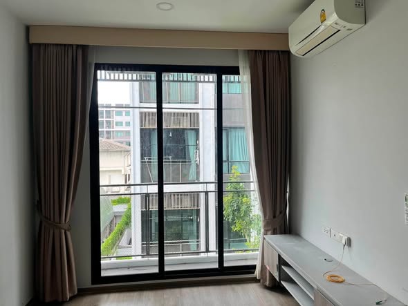 bedroom of BRIXTON Pet&Play Sukhumvit107