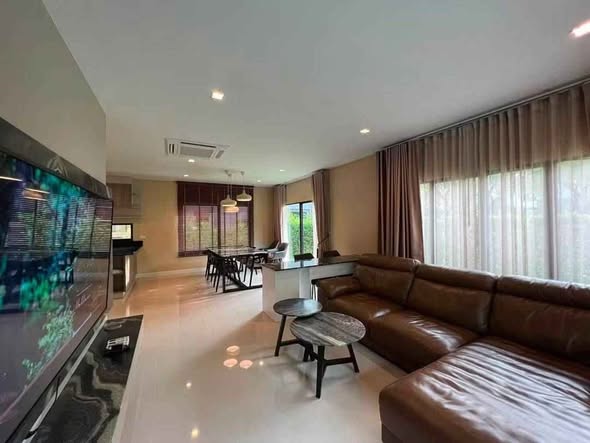 bedroom and living room of บุราสิริ วงแหวน-อ่อนนุช Burasiri Wongwaen-Onnut