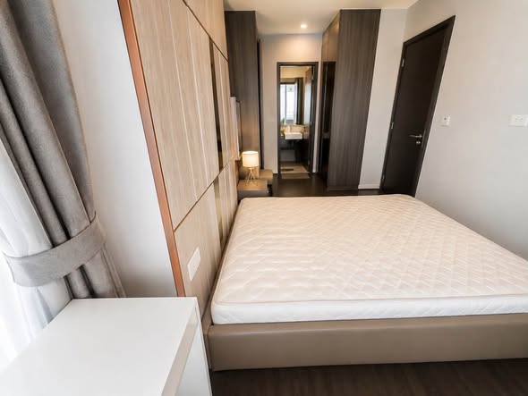 bedroom of C Ekkamai Condominium
