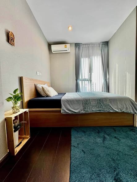 bedroom of C Ekkamai Condominium