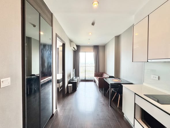 C Ekkamai Condominium