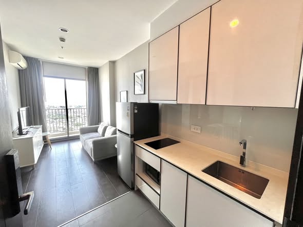 kitchen of C Ekkamai Condominium