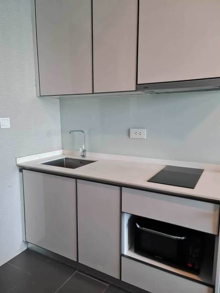 kitchen of C Ekkamai Condominium