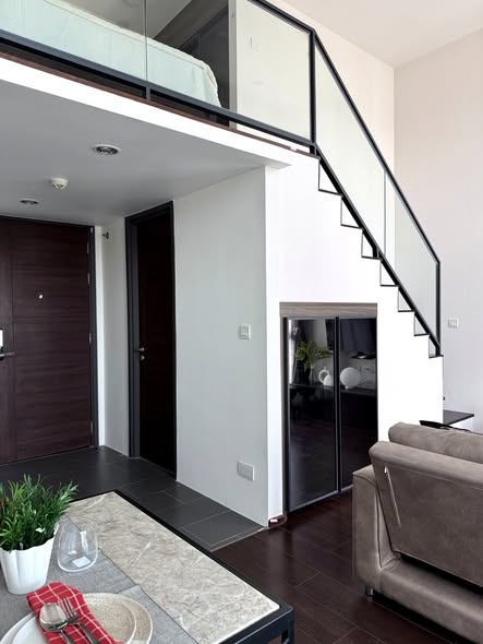 living room and room interior of C Ekkamai Condominium