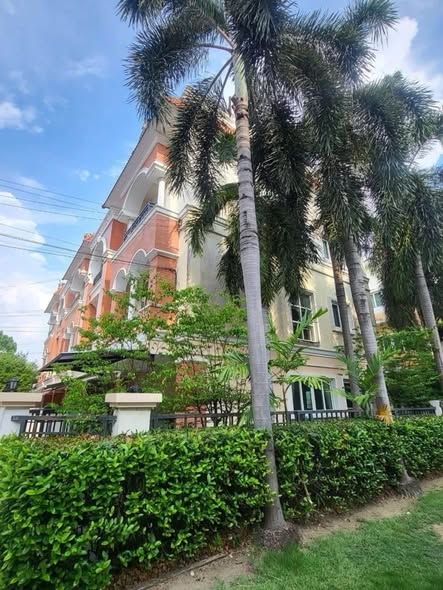 คาซ่า ซิตี้ สุขุมวิท (Casa City Sukhumvit)