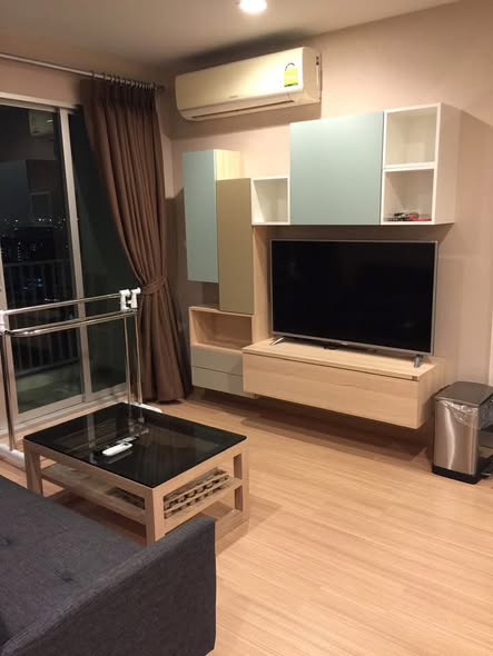 bedroom and living room of Casa Condo Ratchada – Ratchaphruek