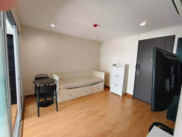 bedroom of Casa Condo Sukhumvit 97