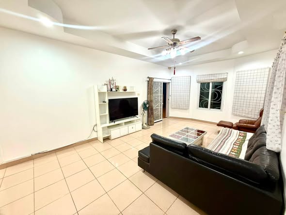 living room of Casa Grand Taksin House Rama 2 – Chom Thong | Q House